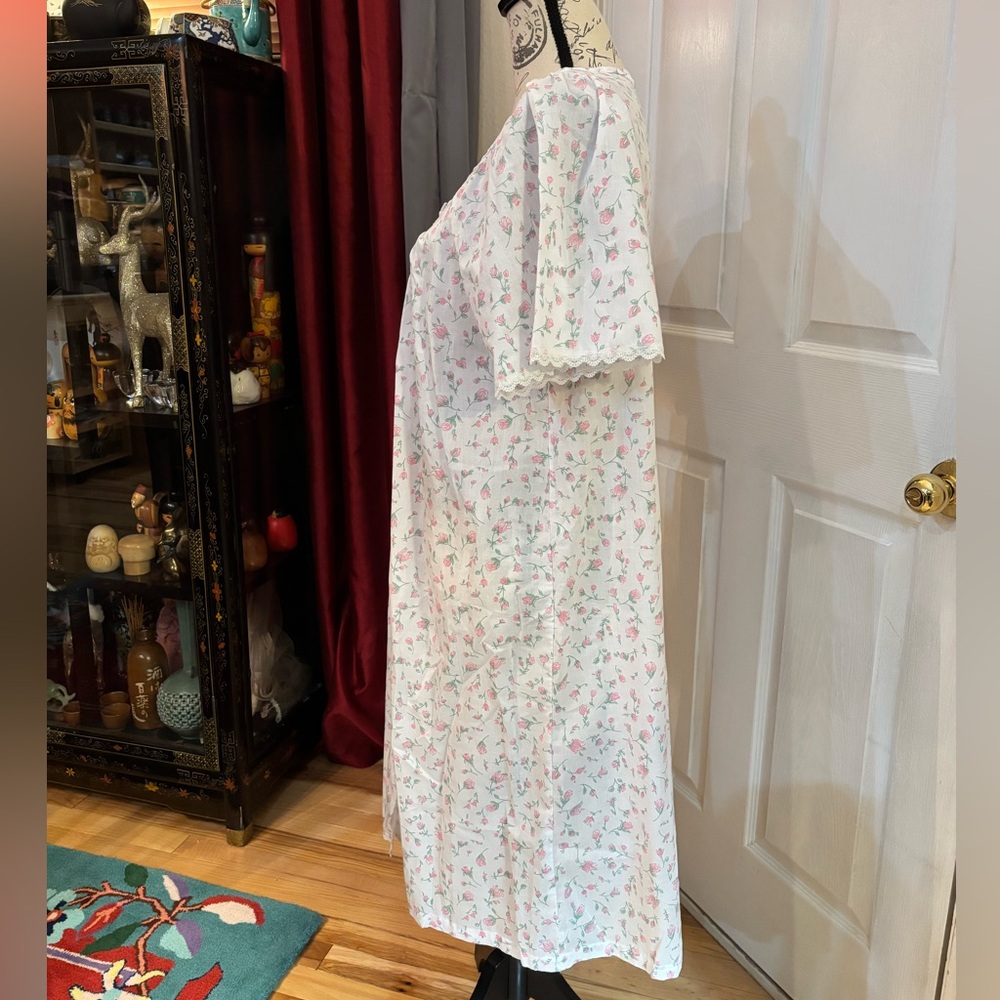 Ship N Shore Floral Short Sleeve V neck Split Summer Robe - Picture 3 of 8